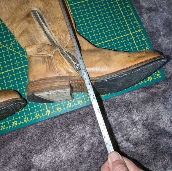 Beautiful Bed Stu boho boots wide calf, size 10, tan - Picture 3 of 7
